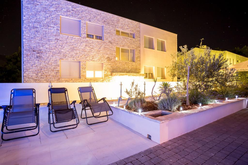 Apartment Falcon Stari Grad  Phòng bức ảnh