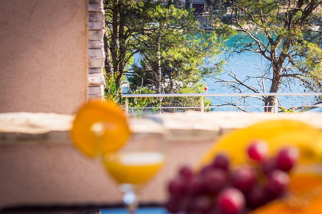 Apartment Falcon Stari Grad  Phòng bức ảnh