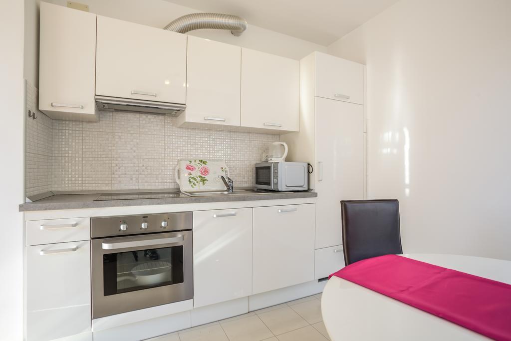 Apartment Falcon Stari Grad  Phòng bức ảnh