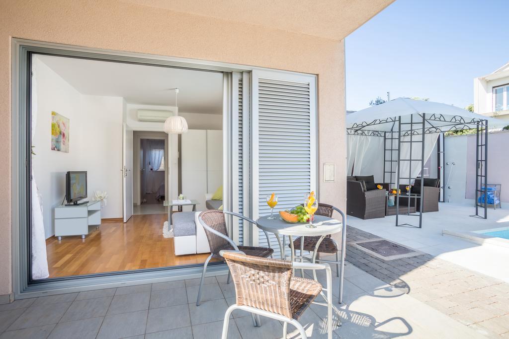 Apartment Falcon Stari Grad  Phòng bức ảnh